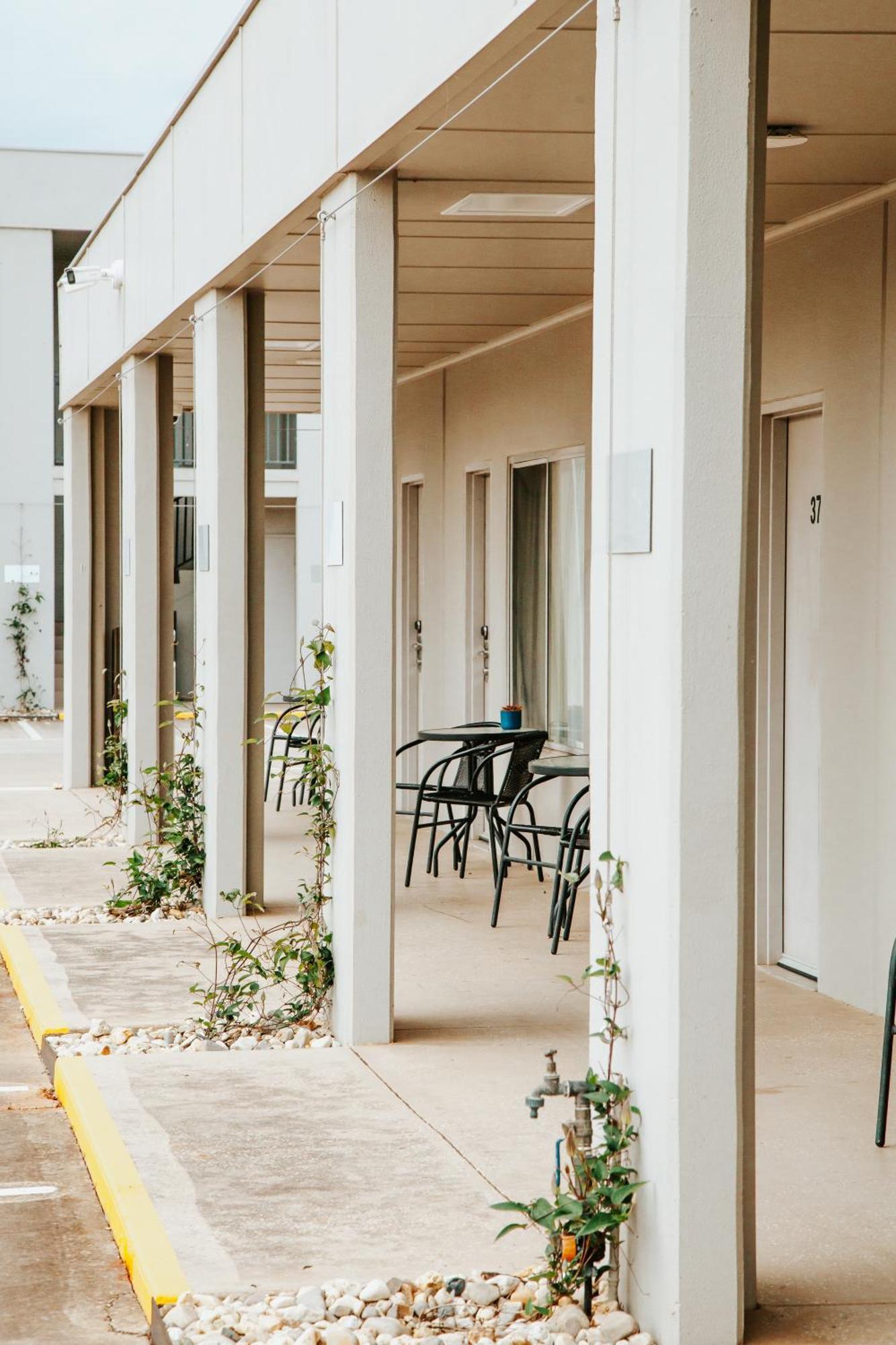 Nagambie Waterfront Motel ภายนอก รูปภาพ