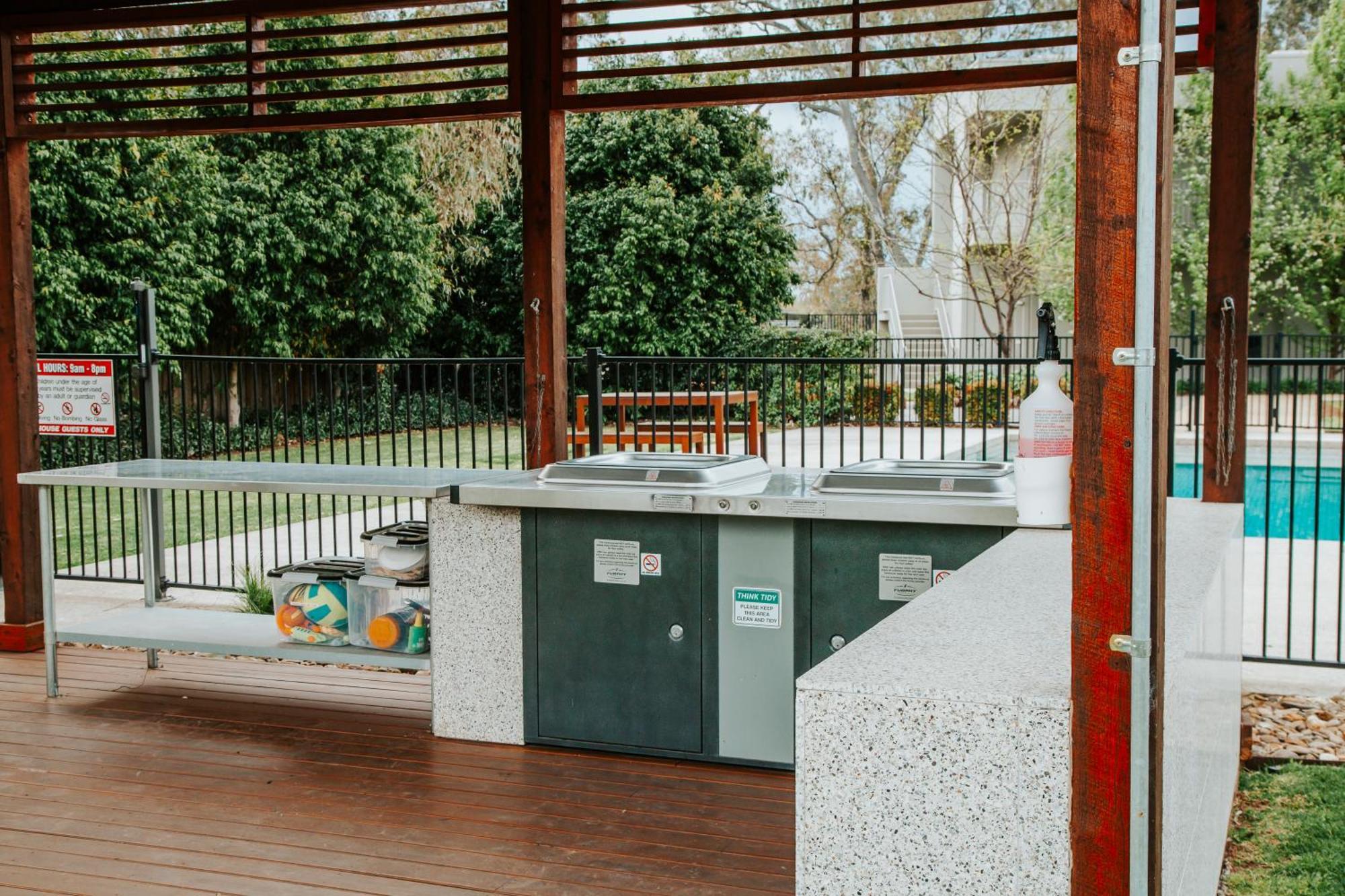 Nagambie Waterfront Motel ภายนอก รูปภาพ