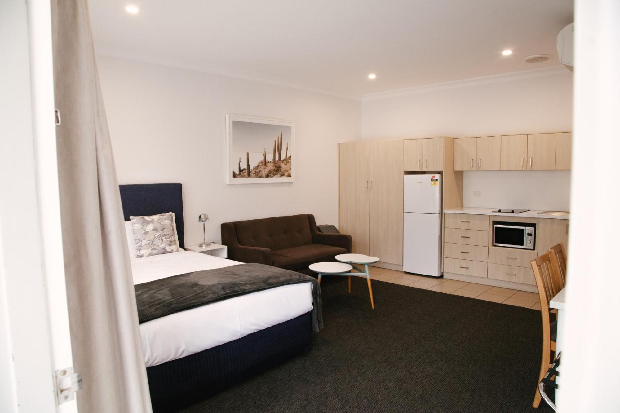 Nagambie Waterfront Motel ภายนอก รูปภาพ